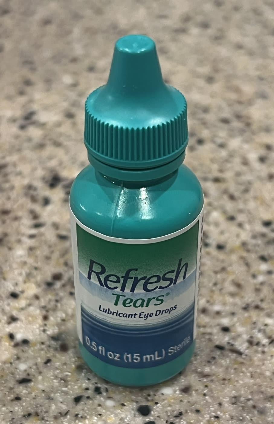 A box of Refresh Tears lubricant eye drops.